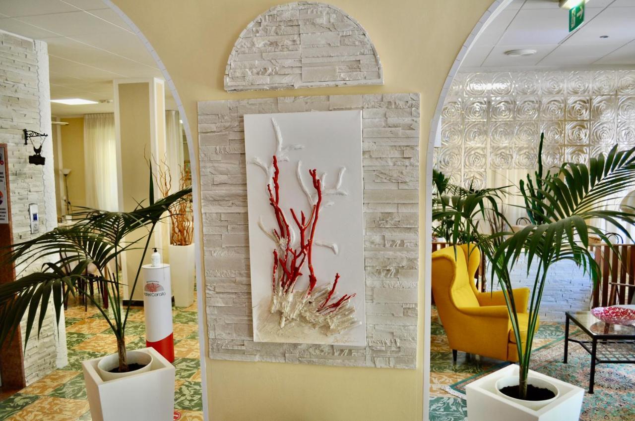 Hotel Corallo Garnì Cattolica Esterno foto