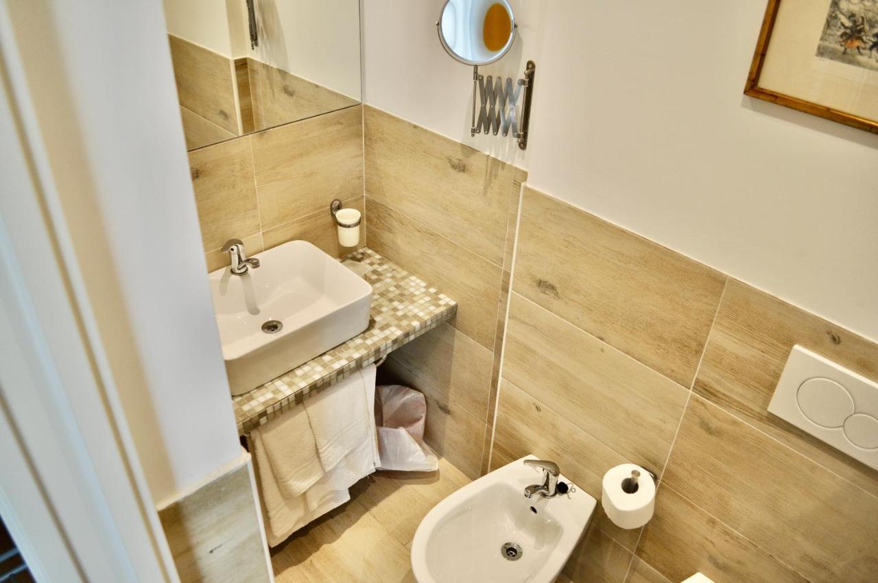 Hotel Corallo Garnì Cattolica Esterno foto