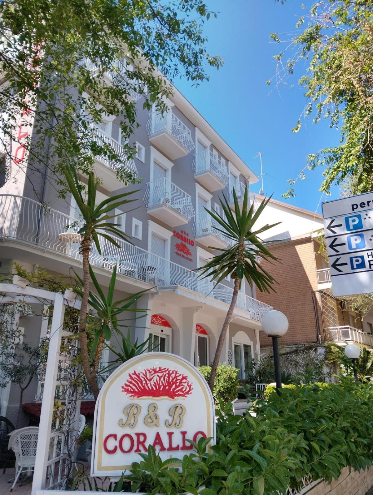 Hotel Corallo Garnì Cattolica Esterno foto